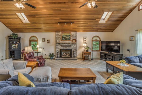 18 Karen Road Woburn, MA 01801 - Photo 18 of 30 Gallery Image 18