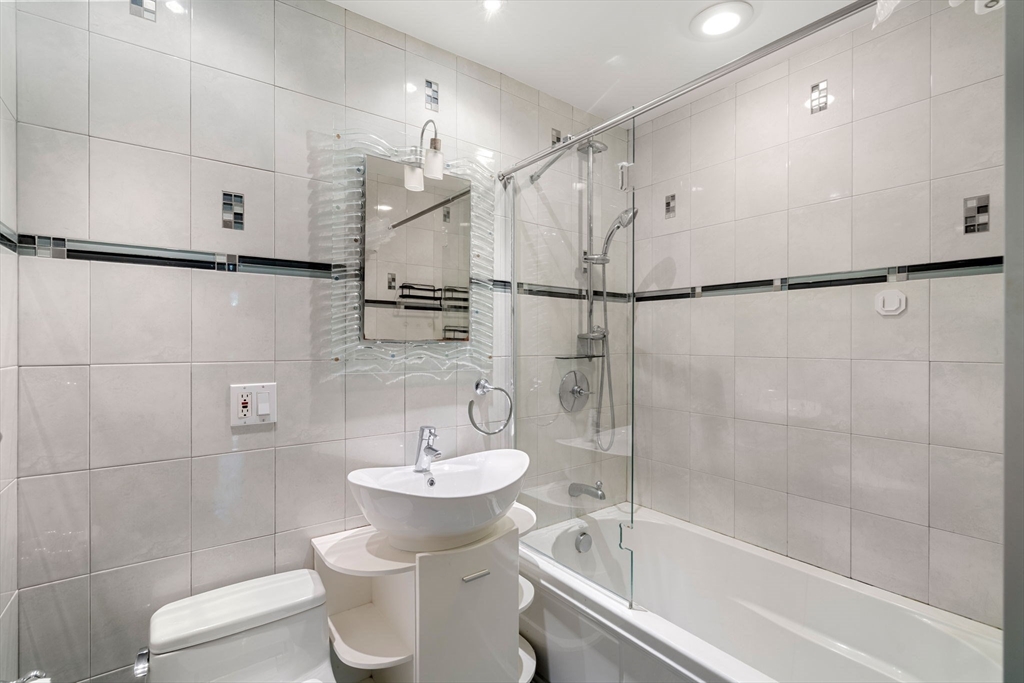 6 Juniper Street, Unit 16 Brookline, MA 02445 - Photo 9 of 17