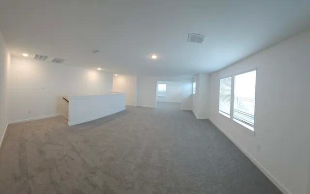 a view of empty room with window