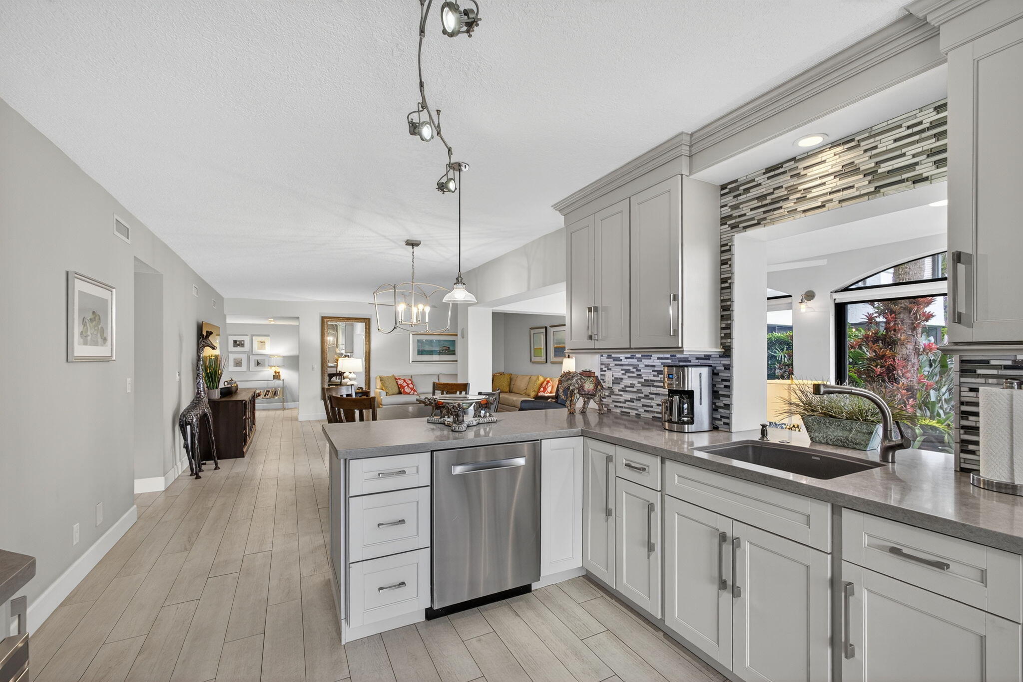 16670 Traders Crossing North, Unit 111 Jupiter, FL 33477 - Photo 13 of 47 26-web-or-mls-5D1A4964