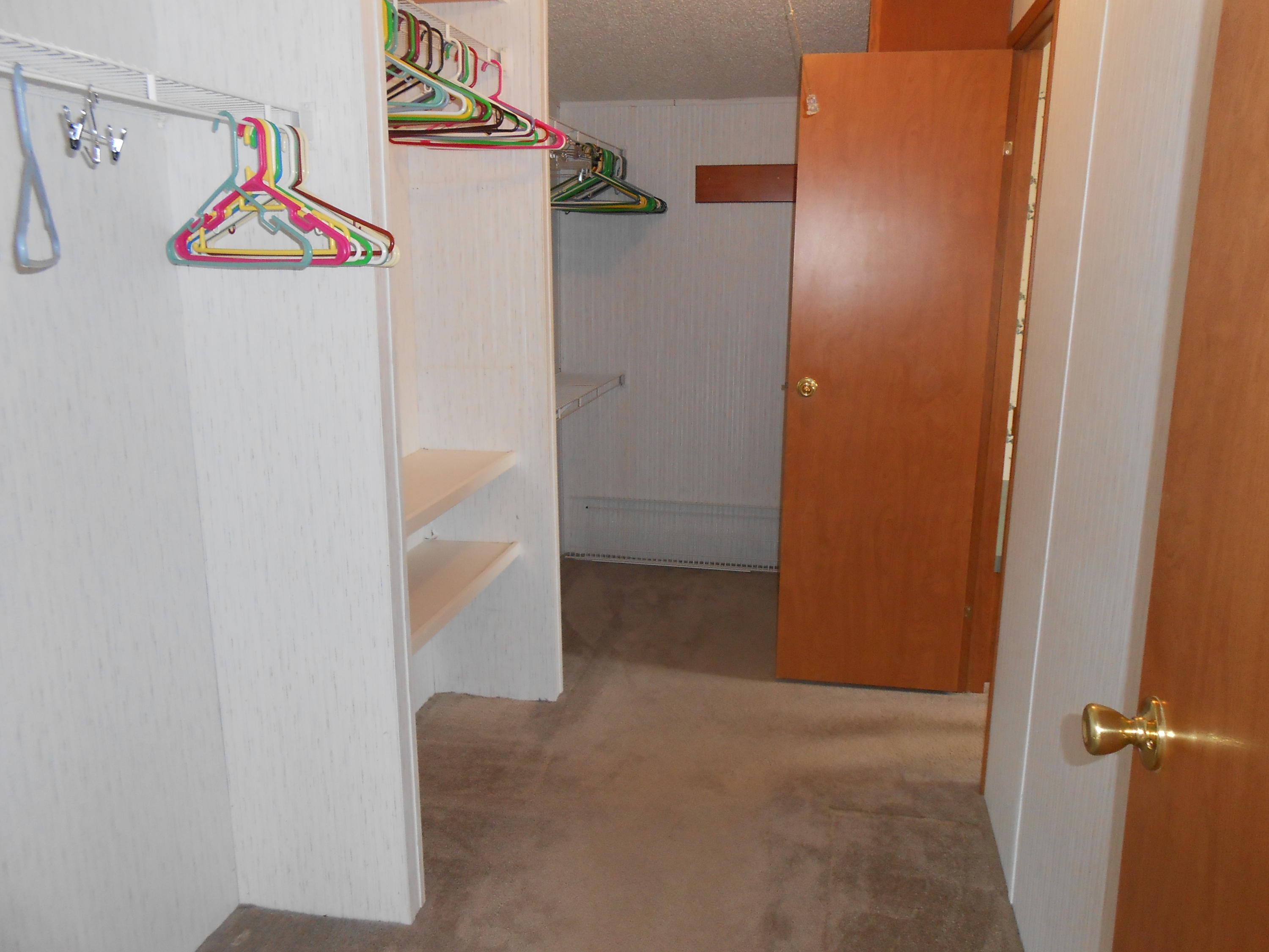 93 West Raphael Road DeFuniak Springs, FL 32433 - Photo 9 of 27 a view of walk in closet