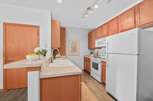 $224,900 | 3053 West Drexel Avenue, Unit 111, Franklin, WI 53132