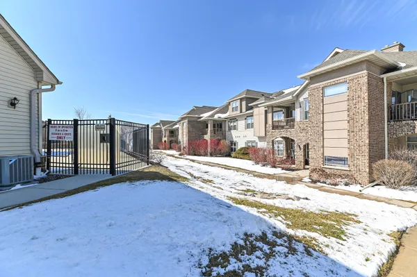 $224,900 | 3053 West Drexel Avenue, Unit 111, Franklin, WI 53132