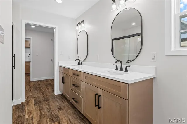 $499,000 | 323 Wellington Place, Farmington, MO 63640