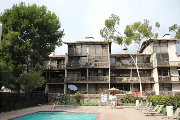 $825,000 | 6318 Marina Pacifica Drive North, Long Beach, CA 90803