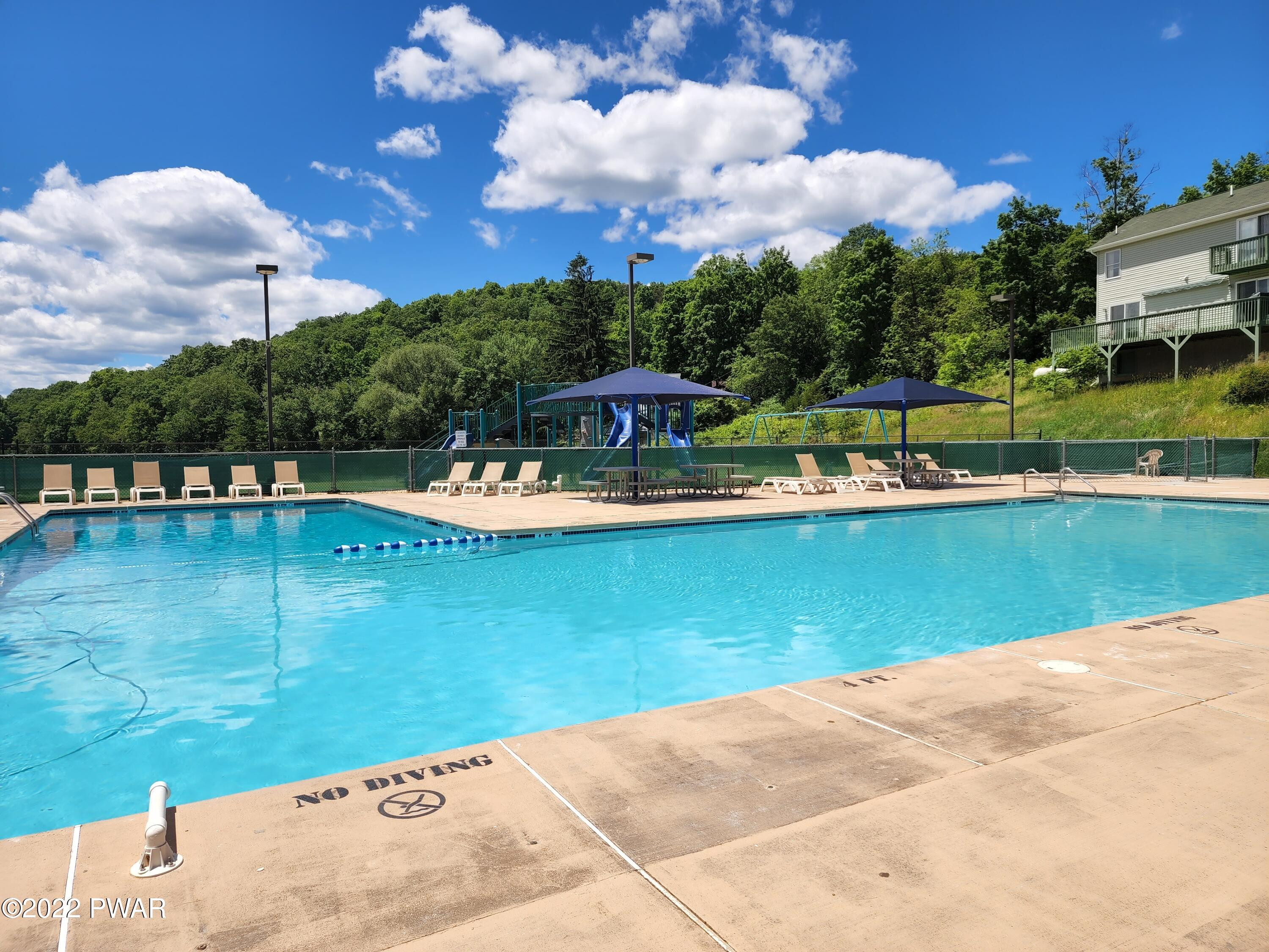 152 Dunchurch Drive Bushkill, PA 18324 - Photo 9 of 24