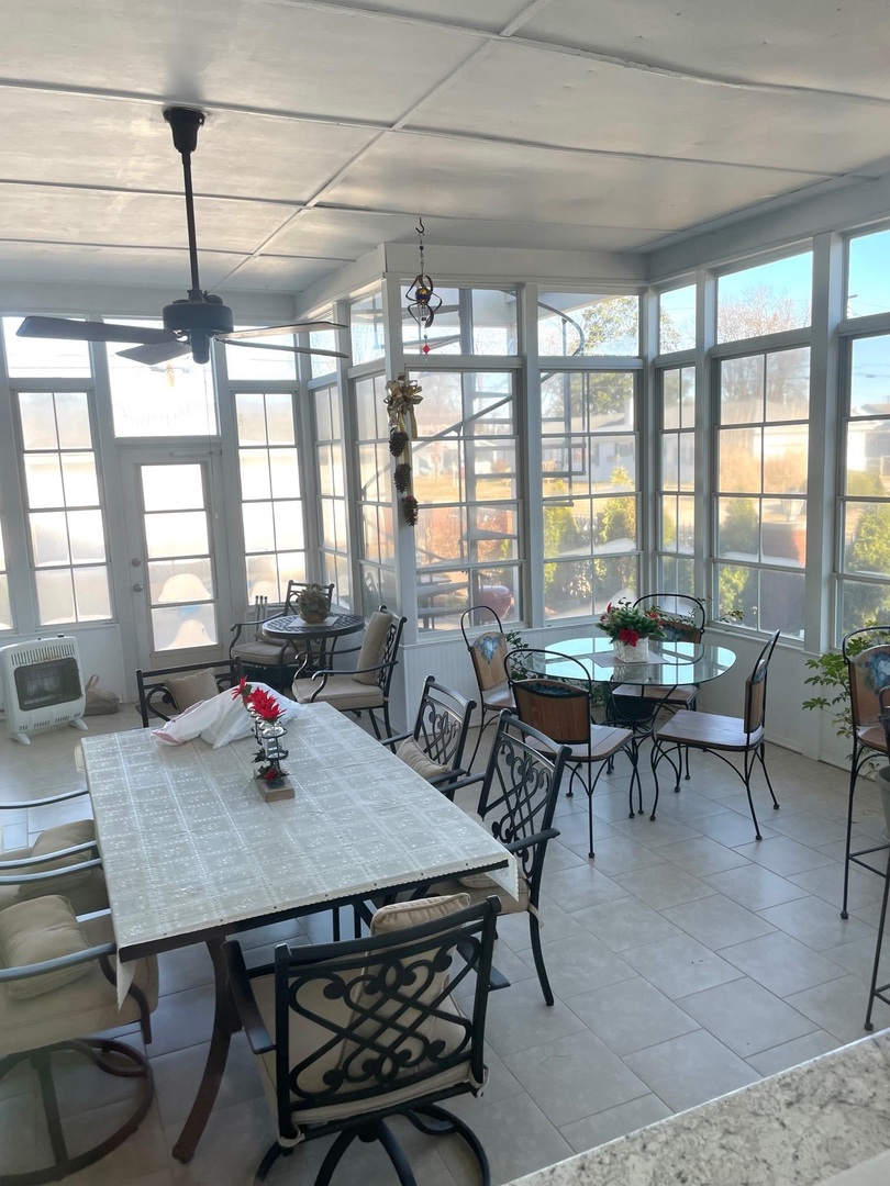 2004 Wall Street Murphysboro, IL 62966 - Photo 18 of 30 a view of a dining room with furniture window and outside view