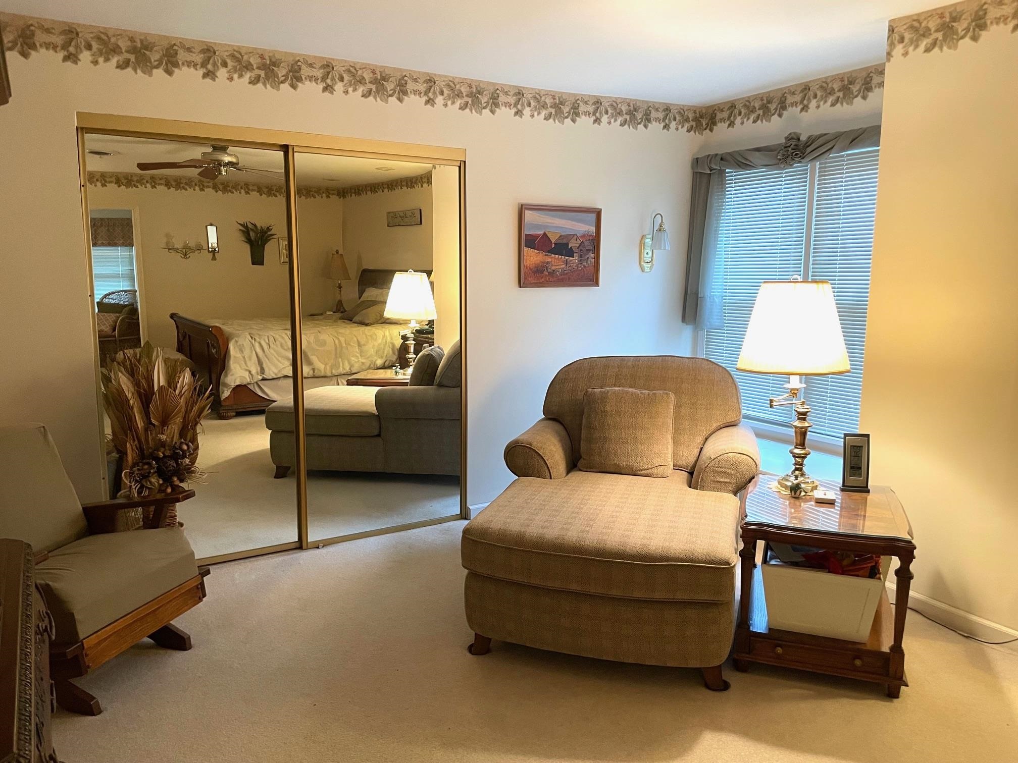 2004 Wall Street Murphysboro, IL 62966 - Photo 22 of 30 a bedroom with a bed and lamp