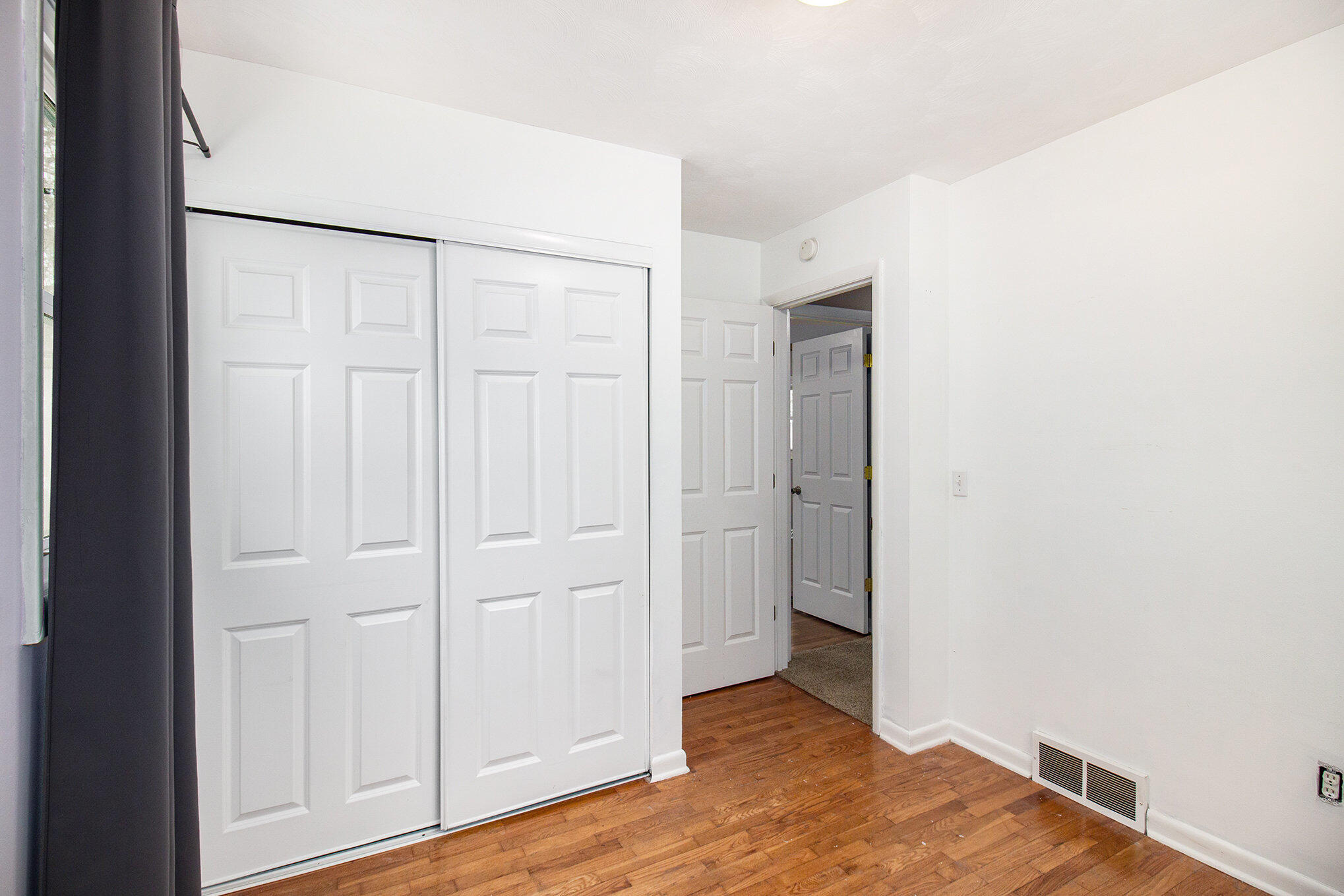 3124 Lawdor Road Lansing, MI 48911 - Photo 12 of 28 016_img_3700_584