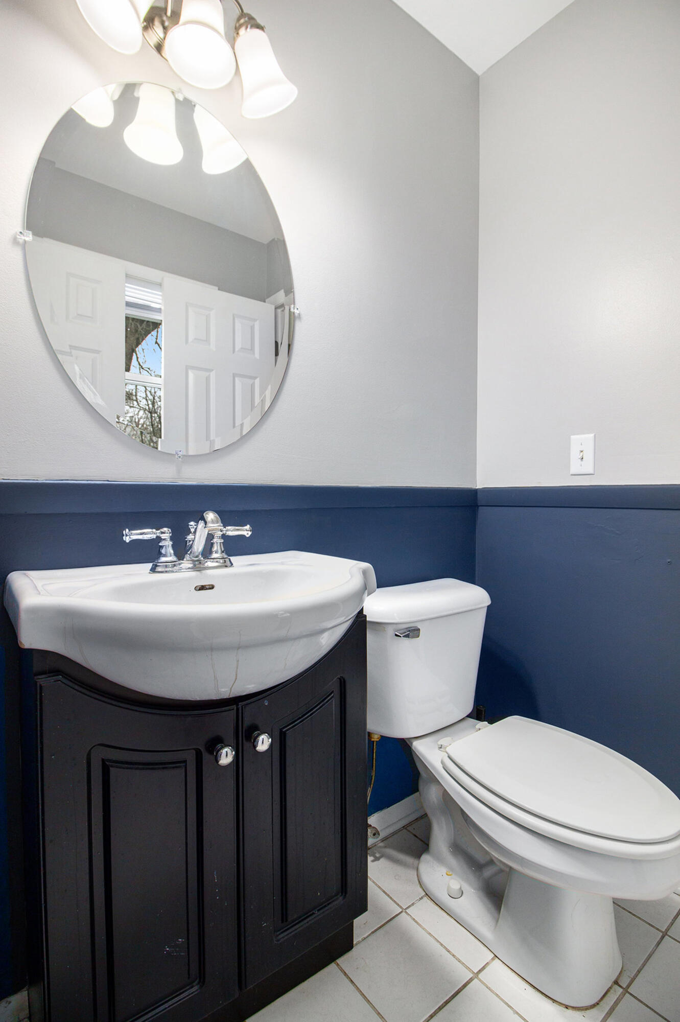 3124 Lawdor Road Lansing, MI 48911 - Photo 17 of 28 011_img_3709_489