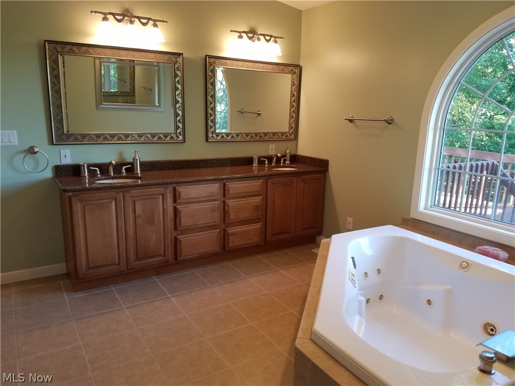 3518 Cook Road Rootstown, OH 44272 - Photo 14 of 27 Plenty of room to get ready!