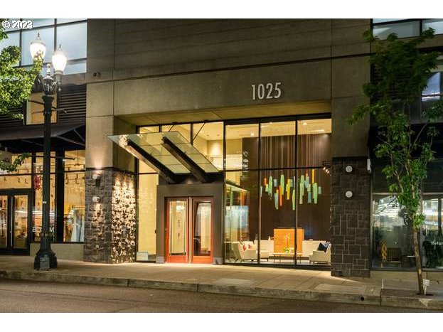 1025 Northwest Couch St Unit 1121