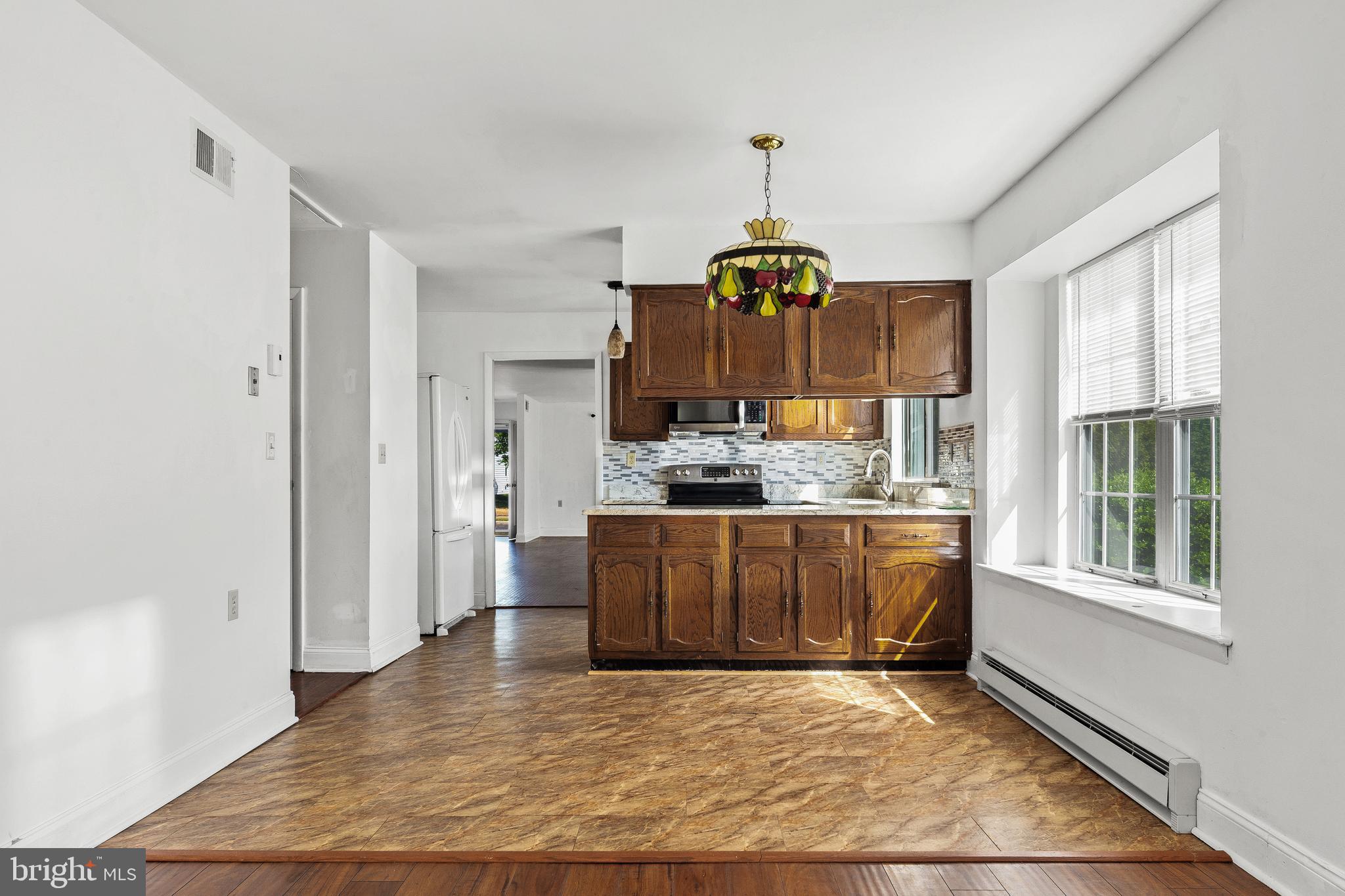 37 Windsor Road Southampton, NJ 08088 - Photo 13 of 23 Gallery Image 13