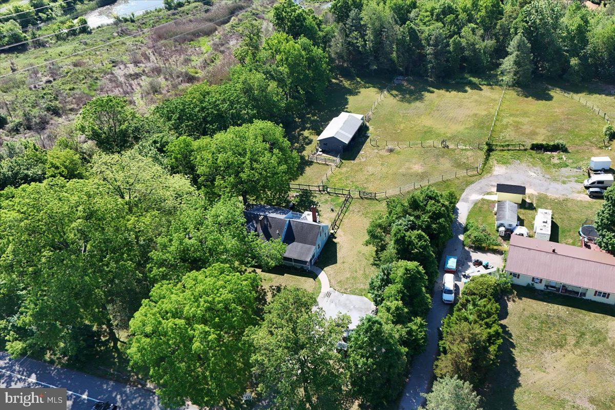 1010 Red Lion Road New Castle, DE 19720 - Photo 16 of 45 an aerial view of a house with yard swimming pool and outdoor seating
