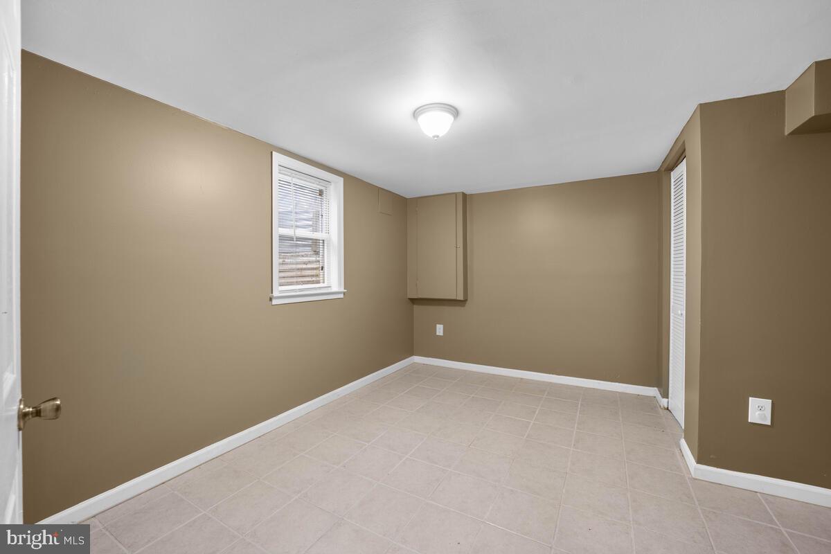 1622 Oakview Drive Silver Spring, MD 20903 - Photo 25 of 28