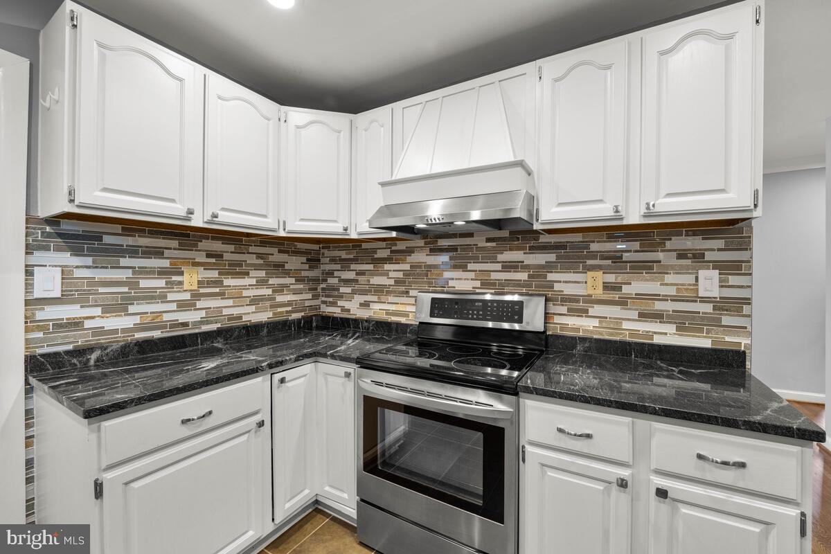1622 Oakview Drive Silver Spring, MD 20903 - Photo 5 of 28