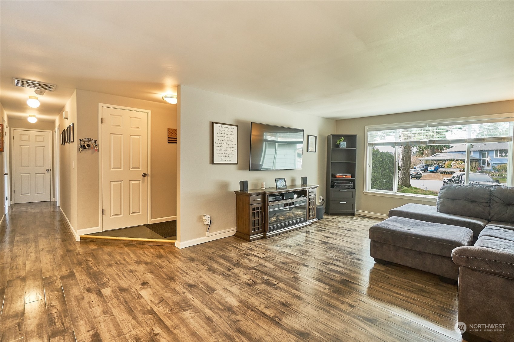 108 183rd Street Southwest Bothell, WA 98012 - Photo 4 of 22 a living room with furniture window and wooden floor