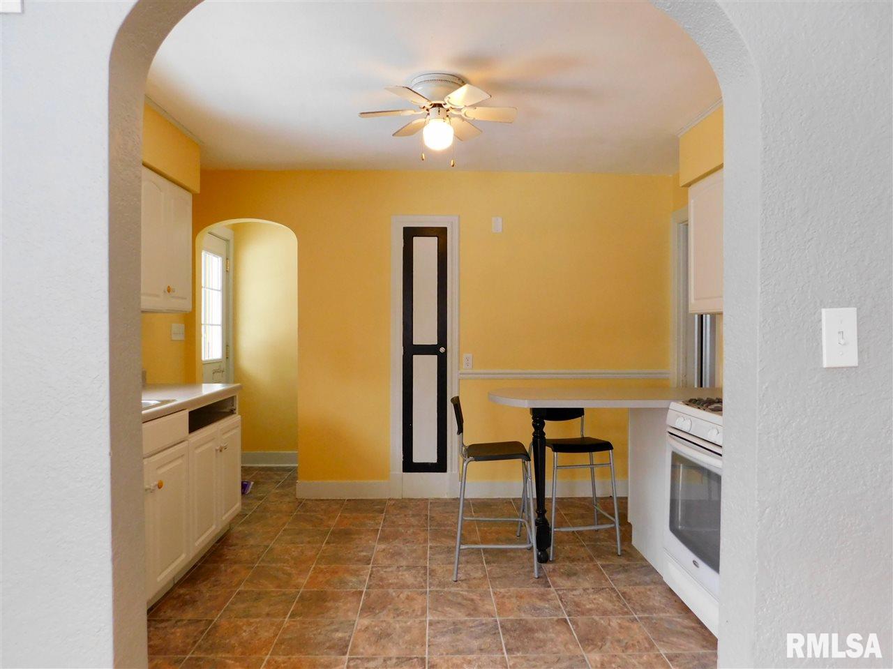 217 East High Point Road Peoria, IL 61614 - Photo 12 of 30 Gallery Image 12