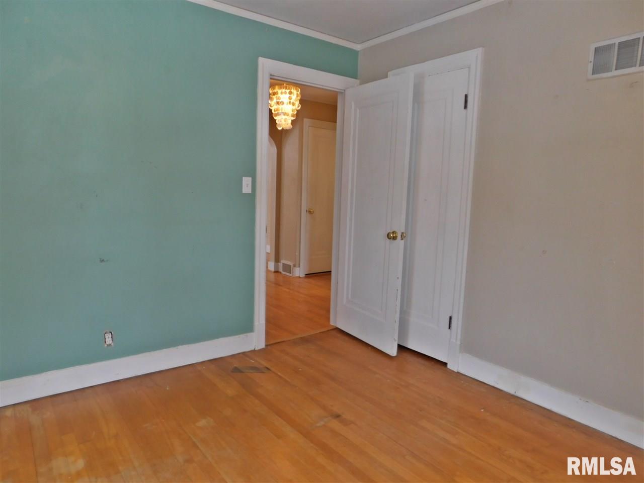 217 East High Point Road Peoria, IL 61614 - Photo 19 of 30 Gallery Image 19