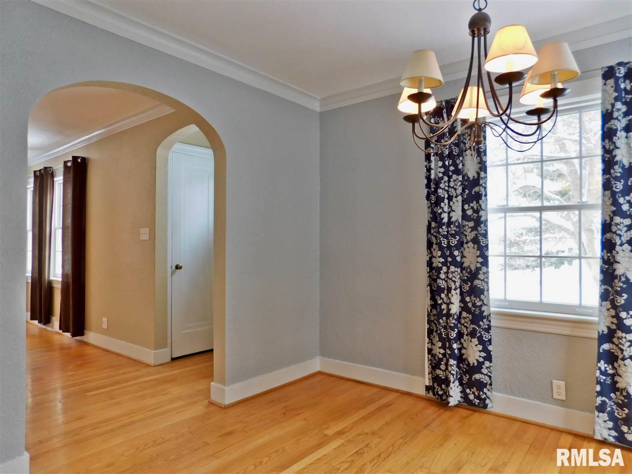 217 East High Point Road Peoria, IL 61614 - Photo 5 of 30 Gallery Image 5