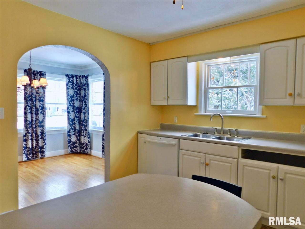 217 East High Point Road Peoria, IL 61614 - Photo 10 of 30 Gallery Image 10