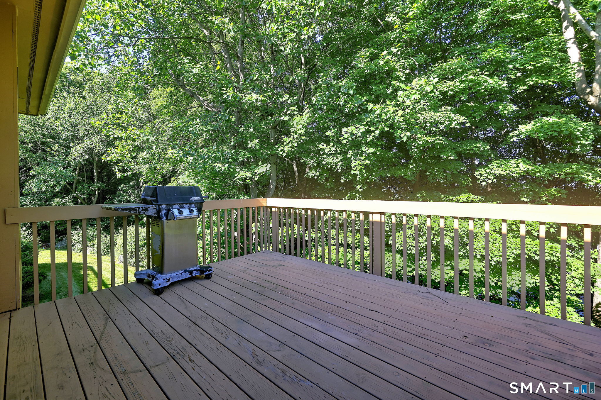 690 Forest Road, Unit 382 West Haven, CT 06516 - Photo 20 of 37