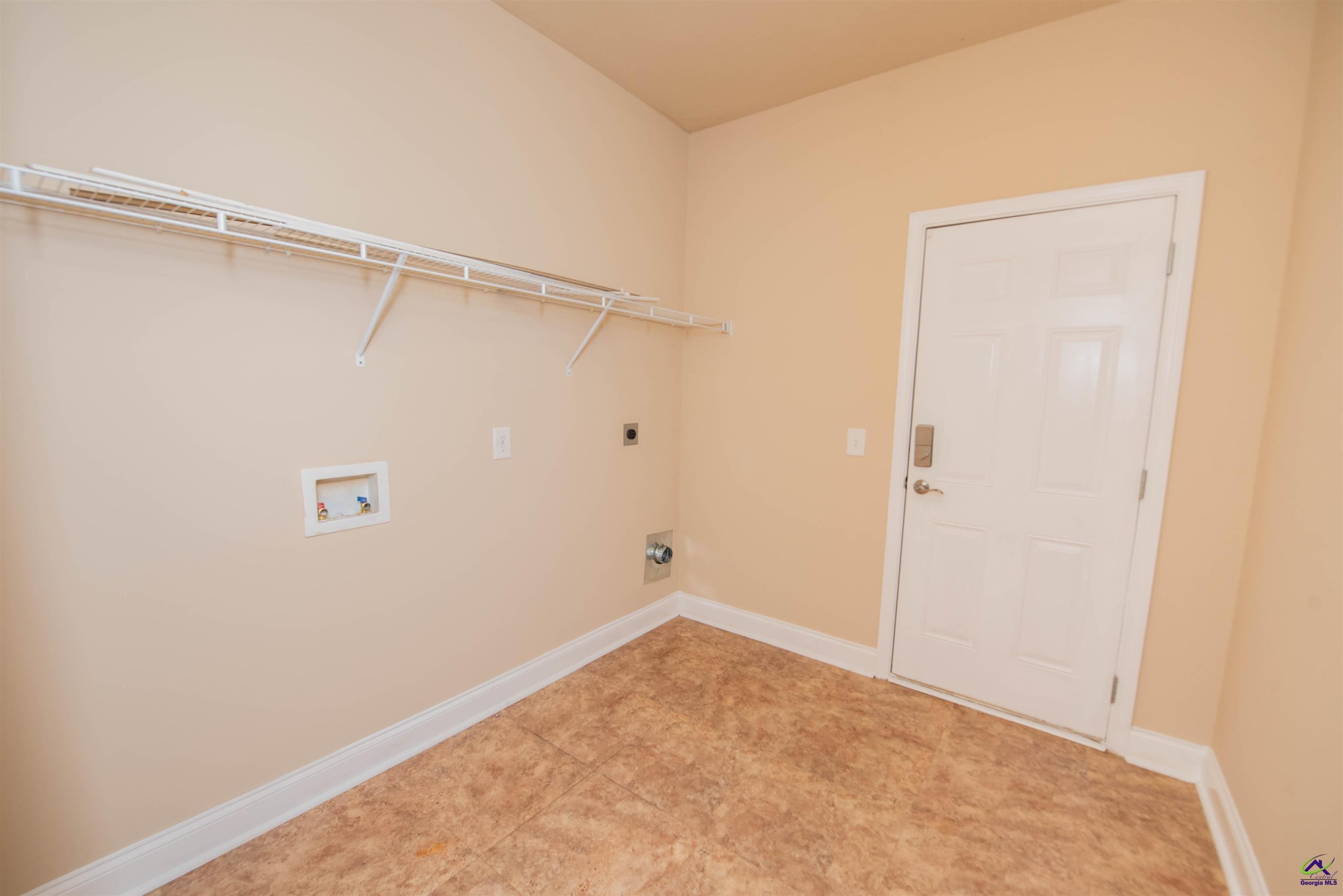 212 Christopher Luke Circle Perry, GA 31069 - Photo 22 of 58 Gallery Image 22