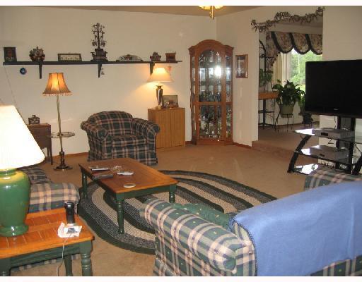 710 North Pike Road Cabot, PA 16023 - Photo 3 of 8 Living Room.