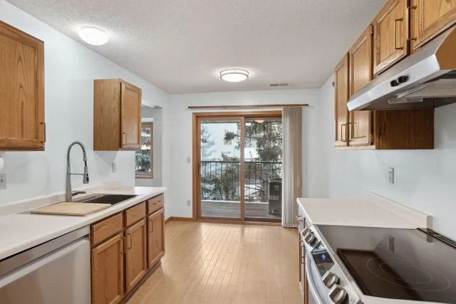 $175,000 | 32 11th Avenue South, Unit 303, Hopkins, MN 55343