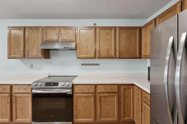 $175,000 | 32 11th Avenue South, Unit 303, Hopkins, MN 55343