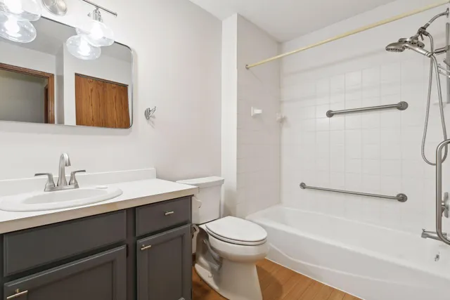 $175,000 | 32 11th Avenue South, Unit 303, Hopkins, MN 55343