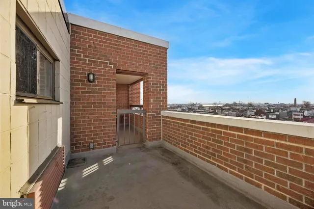 $215,000 | 200 Lombard Street, Unit 820, Philadelphia, PA 19147