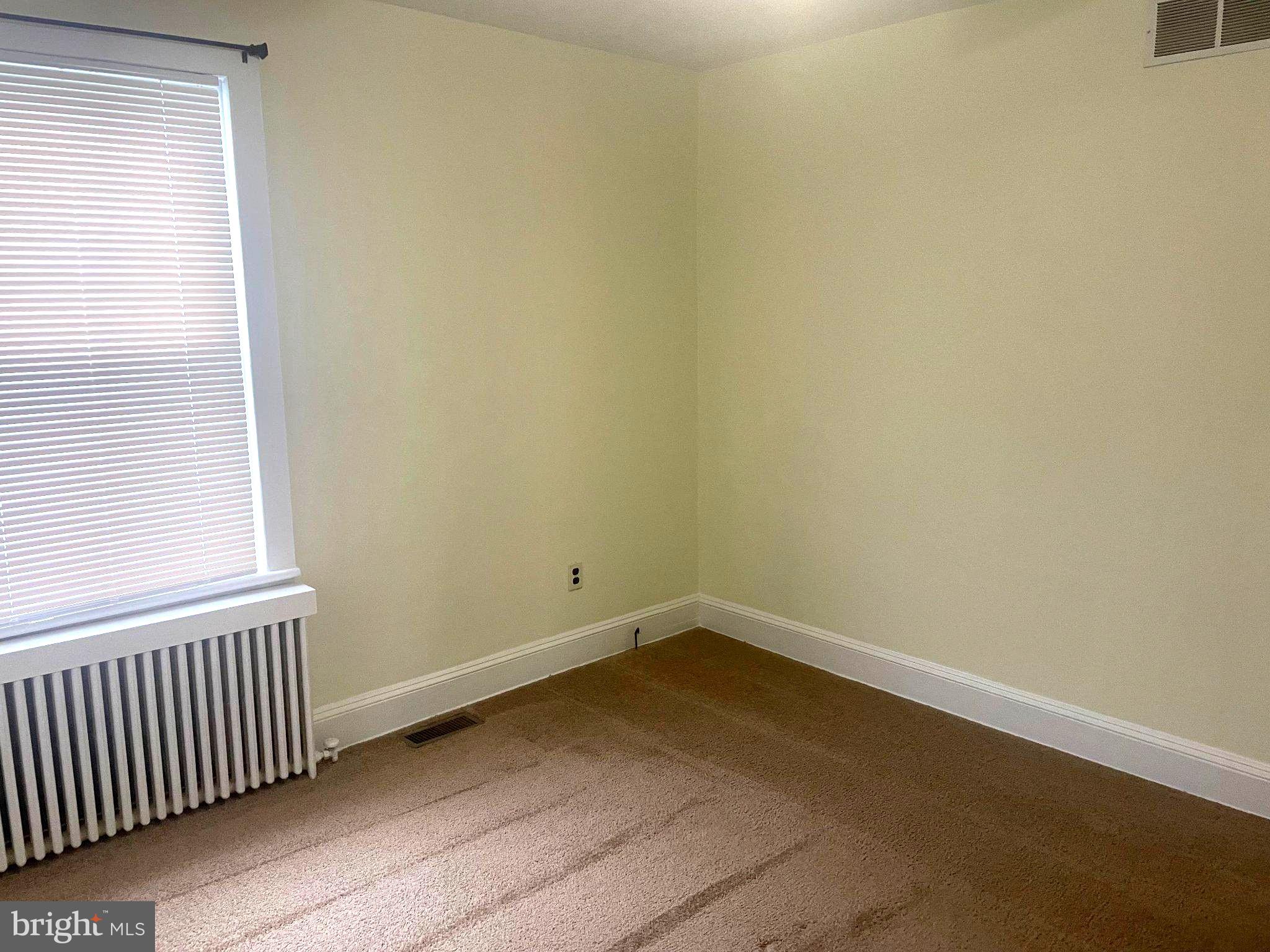 180 Easton Road, Unit 1 Horsham, PA 19044 - Photo 9 of 15 Bedroom 2