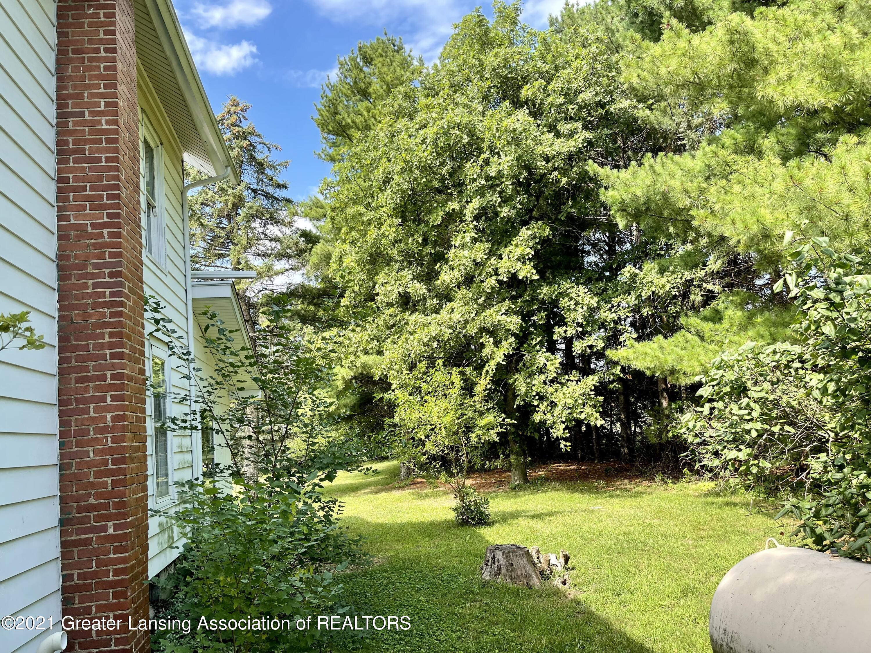 3288 South Dewitt Road St. Johns, MI 48879 - Photo 4 of 42 Side North