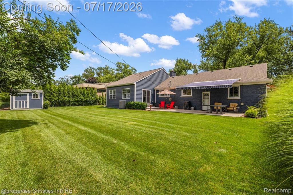 18244 Beverly Road Beverly Hills, MI 48025 - Photo 11 of 80