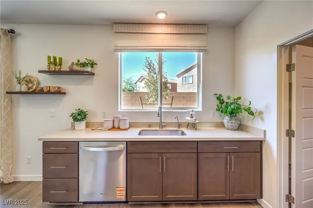 $522,990 | 6021 Sunshine Street, Unit 5, North Las Vegas, NV 89081