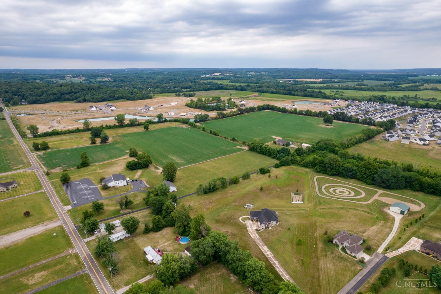 Acres Edgewood Road Harrison, OH 45030 - Photo 9 of 15