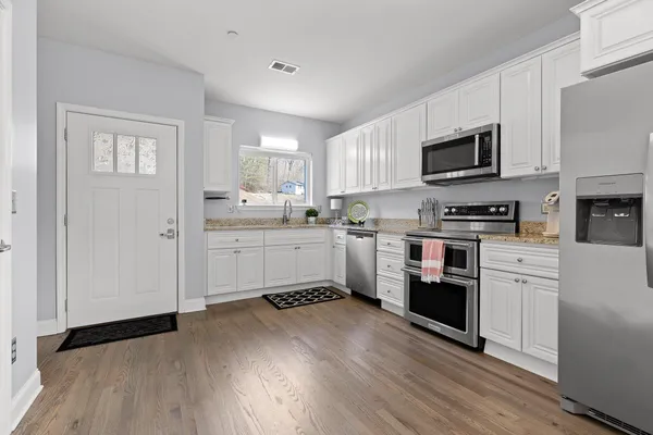 $449,000 | 21808 River Canyon Road, Unit G, Chattanooga, TN 37405