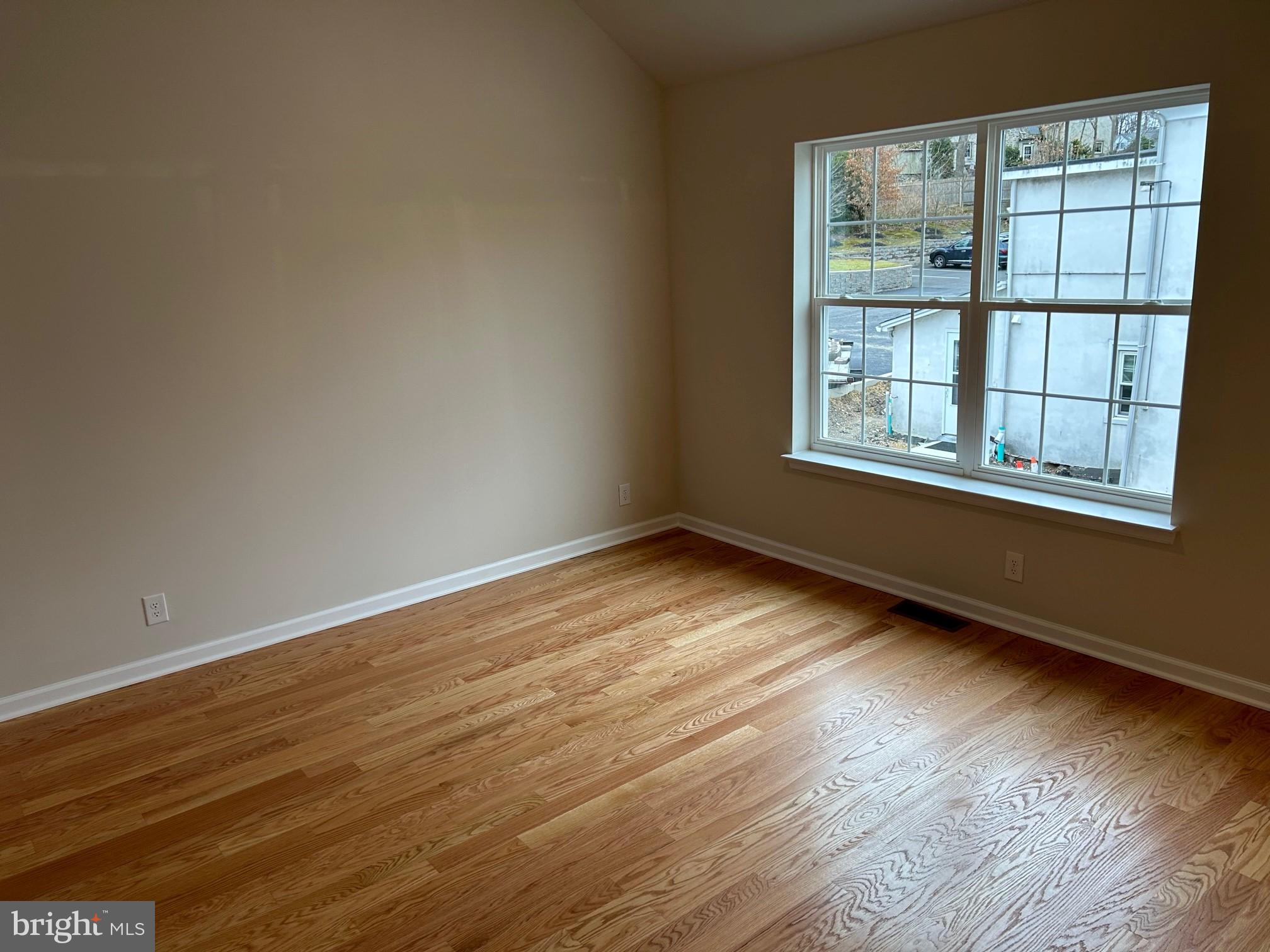 1057 Easton Road, Unit B Abington, PA 19001 - Photo 9 of 11 Master Bedroom 2