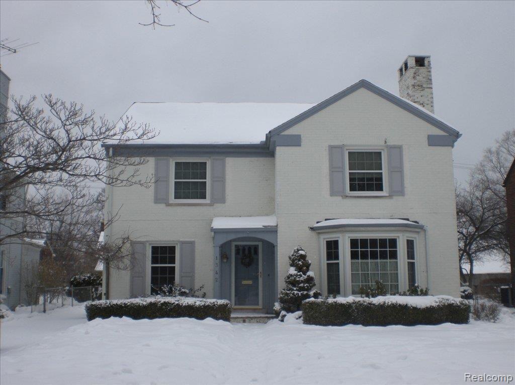 1342 Whittier Road Grosse Pointe, MI 48230 - Photo 1 of 8 1342 Whittier Winter 005