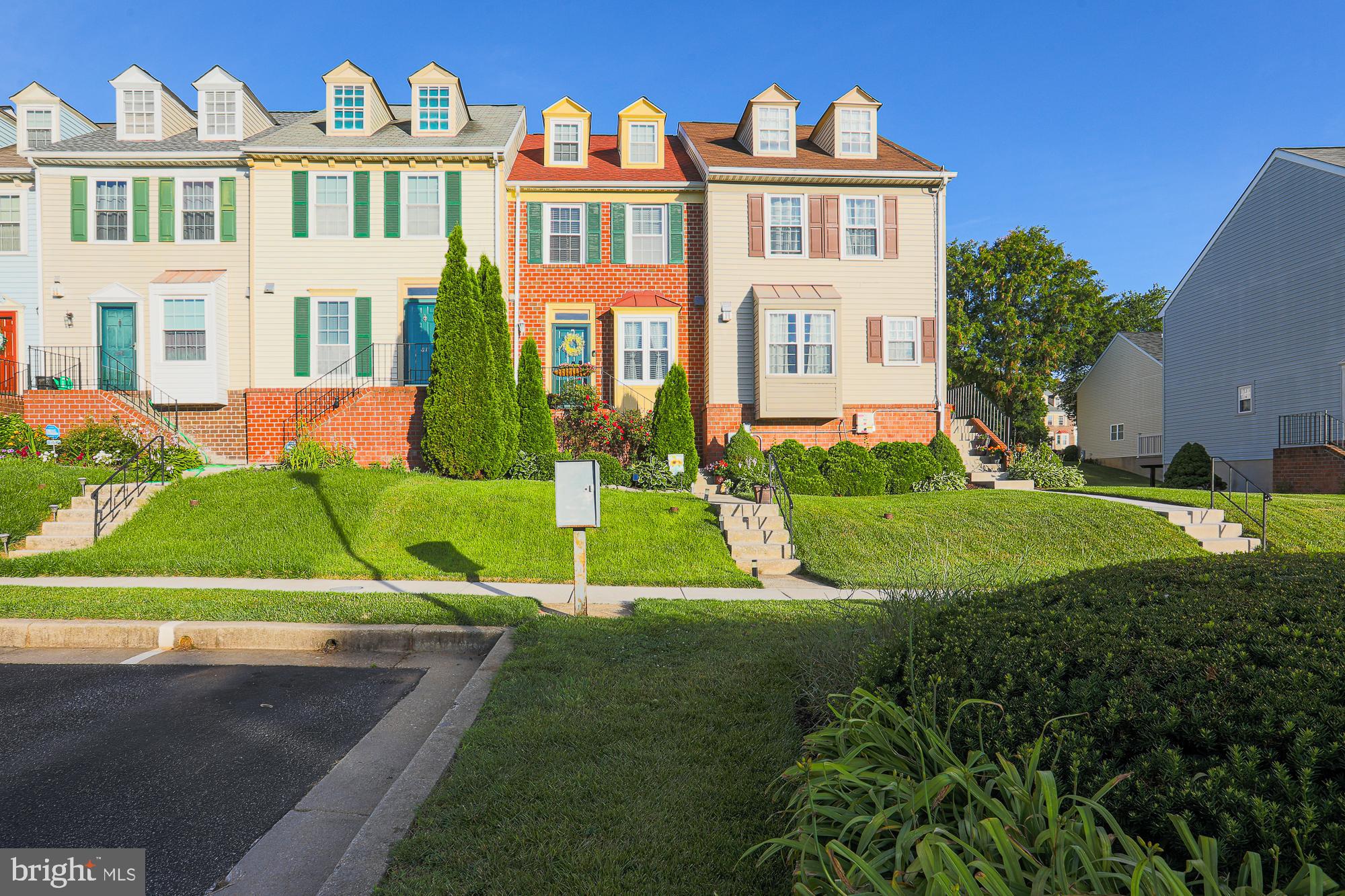 6919 Rockfield Road Baltimore, MD 21244 - Photo 3 of 52