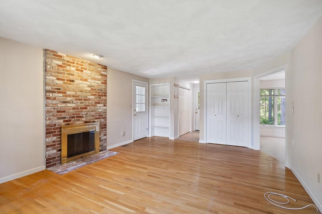 23 Landmark Road Westford, MA 01886 - Photo 8 of 42 Gallery Image 8
