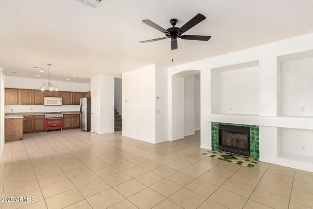 $2,750 | 11625 West Monroe Street, Avondale, AZ 85323