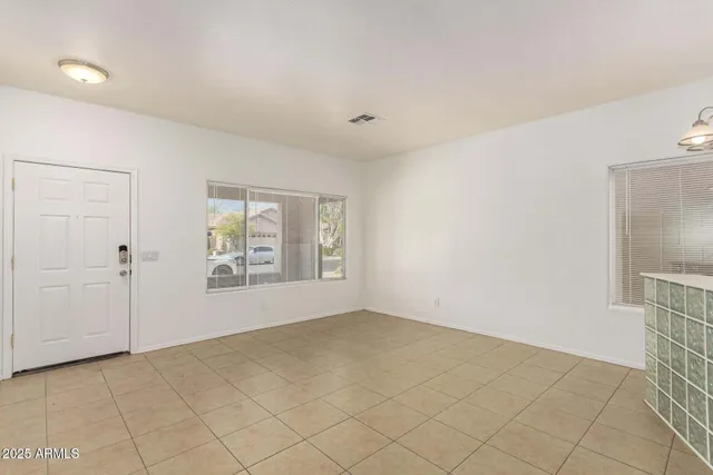 $2,750 | 11625 West Monroe Street, Avondale, AZ 85323