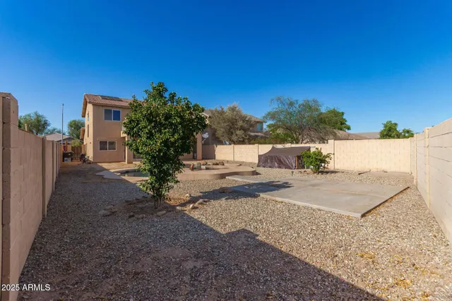 $2,750 | 11625 West Monroe Street, Avondale, AZ 85323