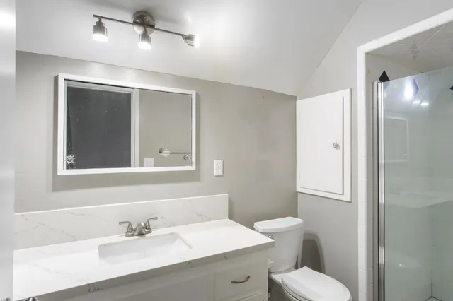 $490,000 | 1805 East Orangeburg Avenue, Modesto, CA 95355