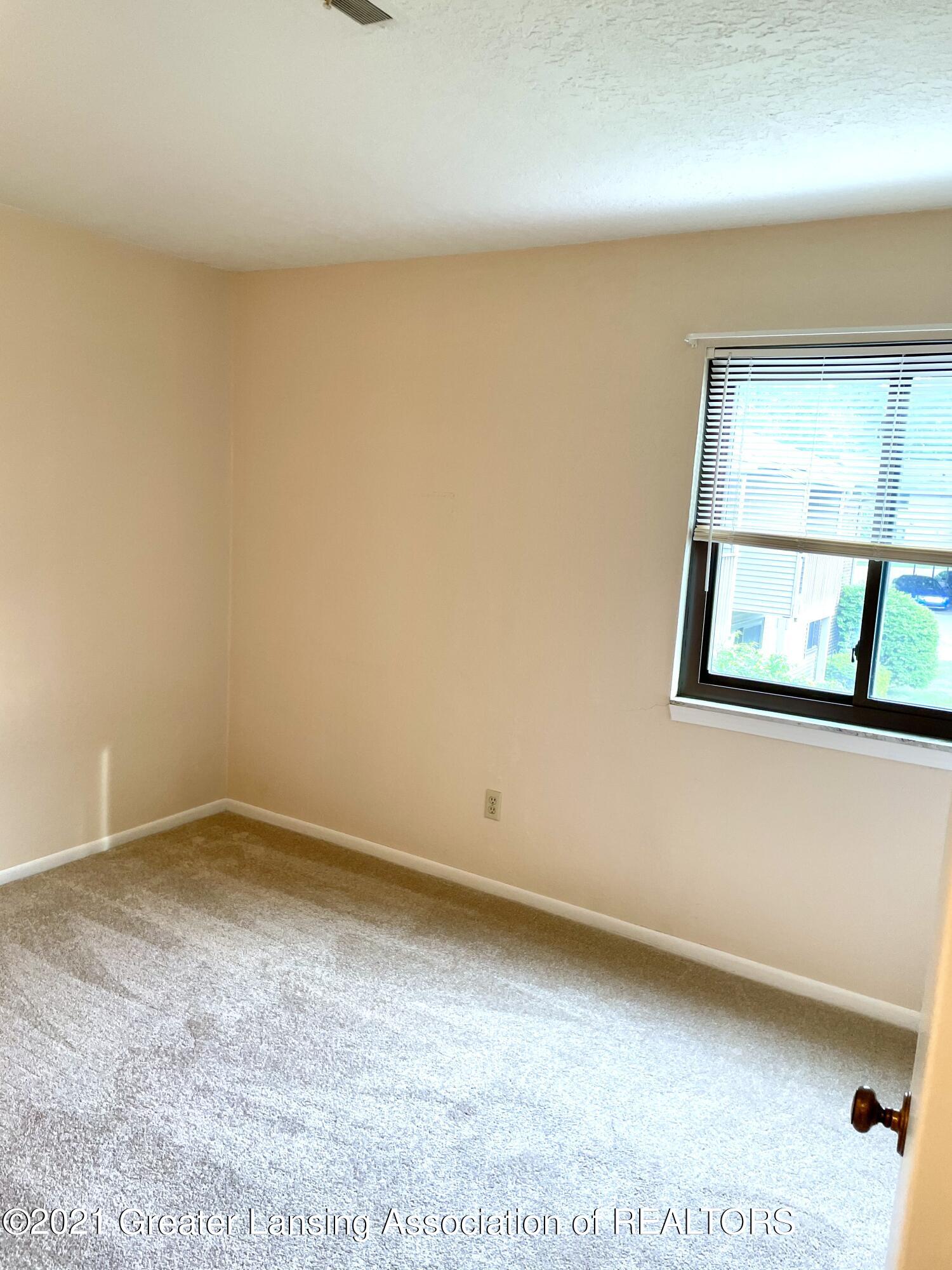 5402 Maple Ridge Road, Unit 6 Haslett, MI 48840 - Photo 15 of 21 Bedrm 2