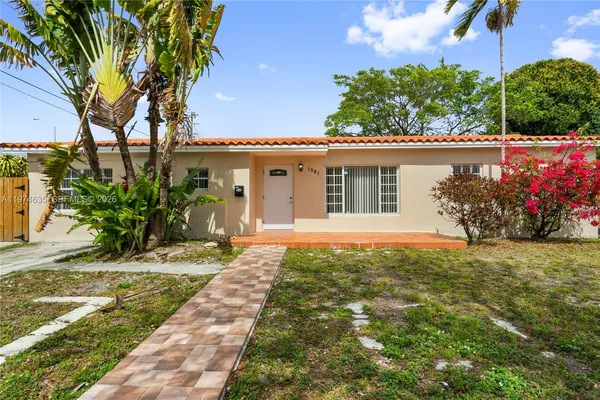 $3,900 | 1381 West 63rd Street, Hialeah, FL 33012