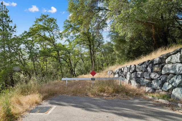 $238,000 | 541 Cambridge Court, Auburn, CA 95603