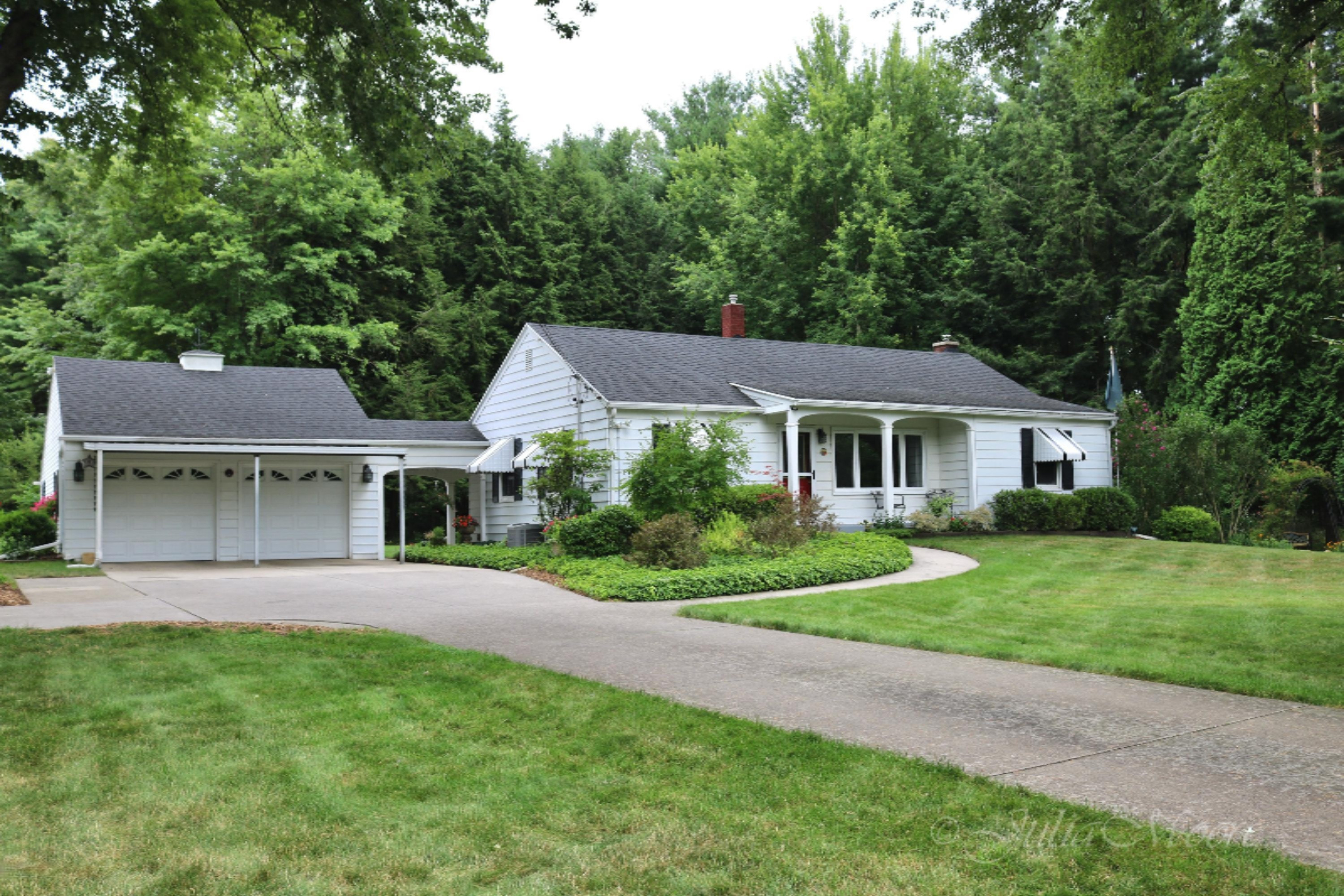 6090 Green Road Haslett, MI 48840 - Photo 1 of 41 IMG_4664